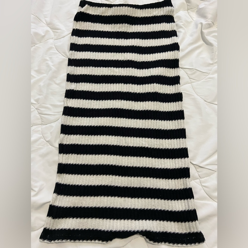 Zara midi skirt, perfect for summer